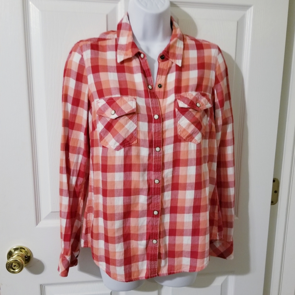 Red coral and white gingham snap down shirt